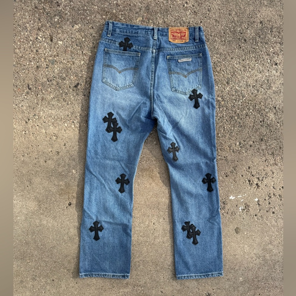 Levi's Classic Blue Denim Jeans with Cross Patches - Picture 5 of 5